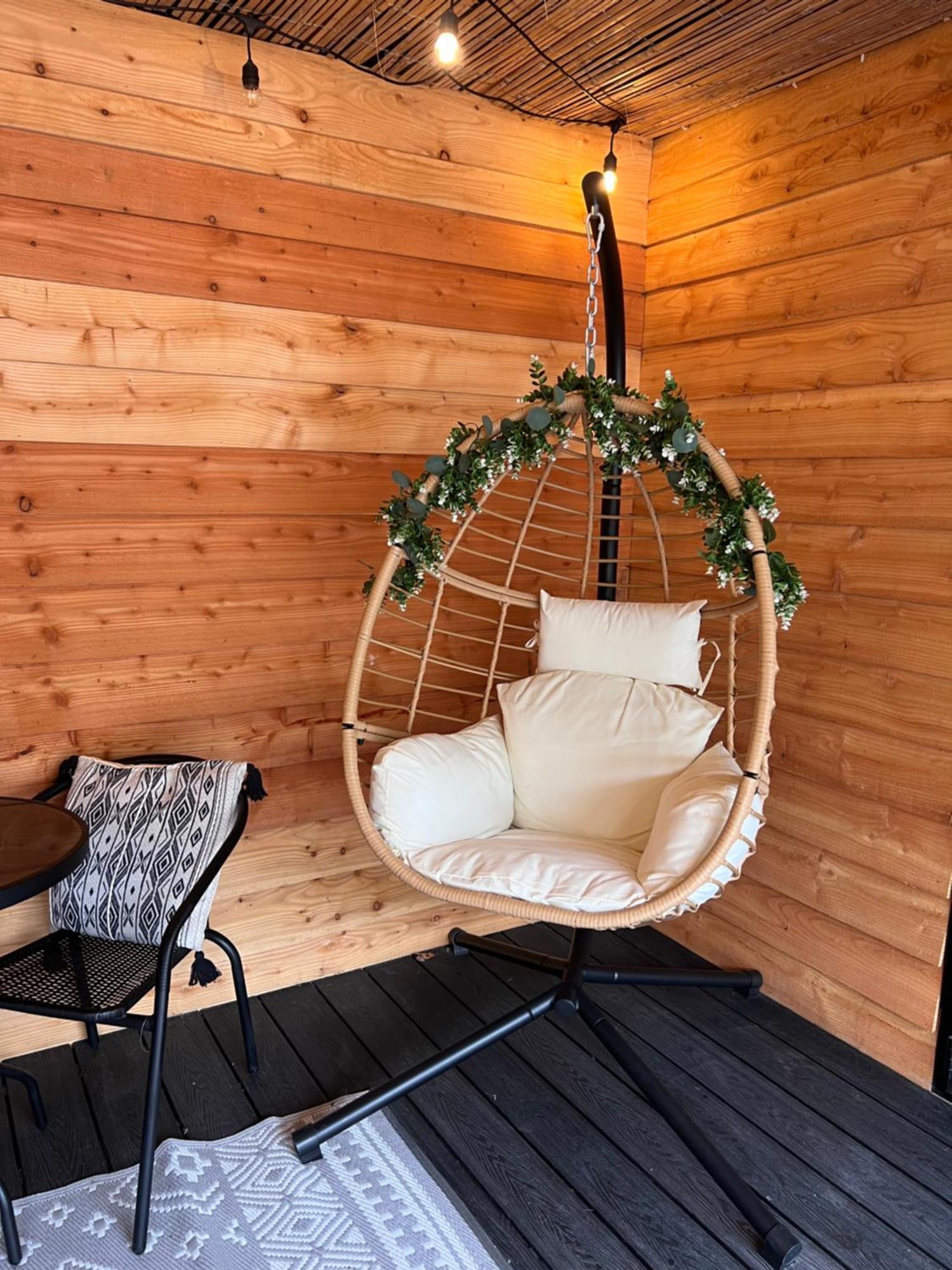 Luxury Courtyard Studio In Llangollen Buitenkant foto
